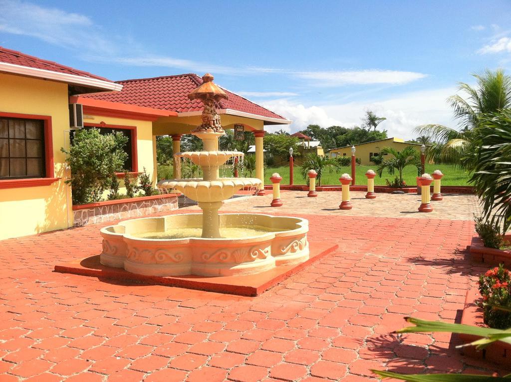 Honduras Shores Plantation Tela Beach Hotel Tornabe Exterior photo